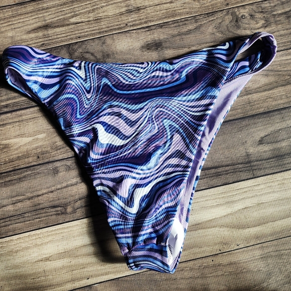 NWT H&M purple + blue swim bottoms - Picture 4 of 8